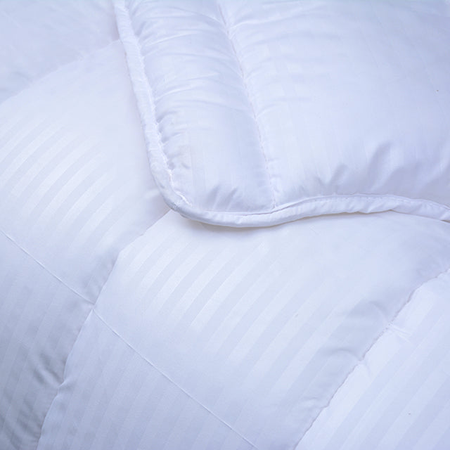 DUVET FILLING - Hypoallergenic Virgin Hollowfiber King Size Duvet Insert - DF001